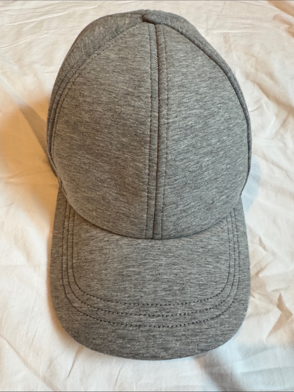 Lululemon ballet hat